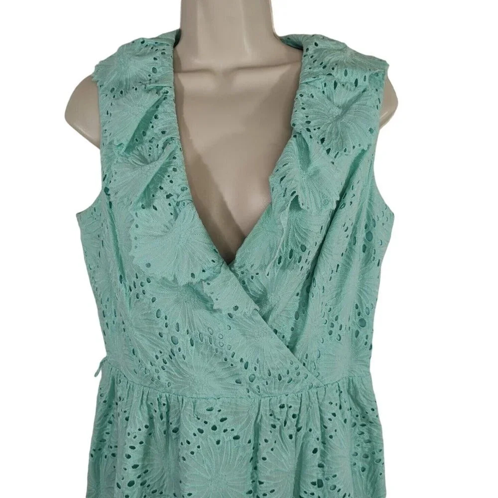 Donna Morgan Blue Sleeveless Surplice Eyelet Dress Women Size 10 Floral NO BELT - Picture 2 of 7